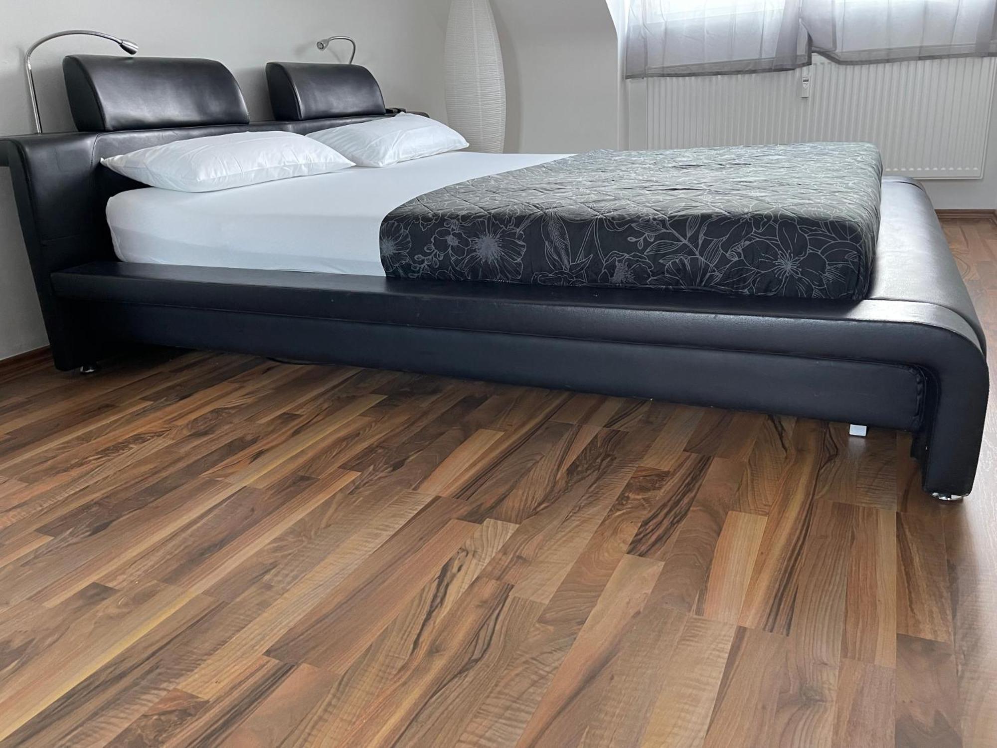 Luxurioeses Zimmer 10Min Zum Universitaet קאסל מראה חיצוני תמונה