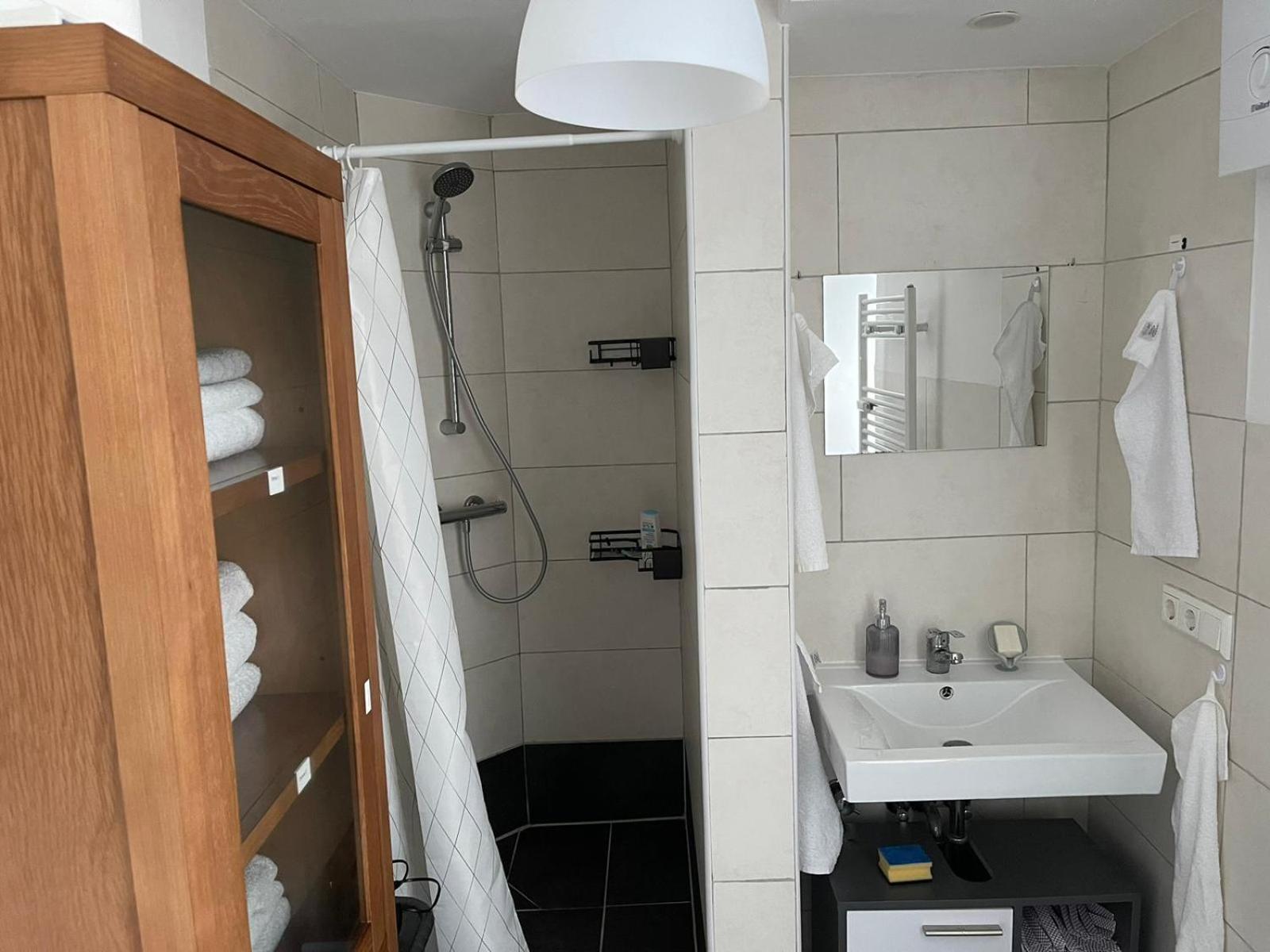 Luxurioeses Zimmer 10Min Zum Universitaet קאסל מראה חיצוני תמונה
