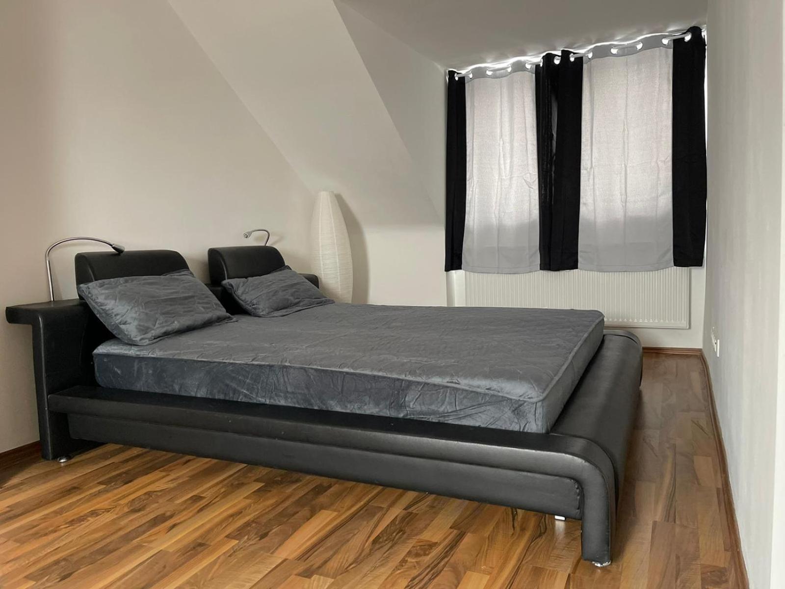 Luxurioeses Zimmer 10Min Zum Universitaet קאסל מראה חיצוני תמונה